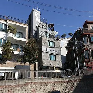 Philstay Itaewon Seoul 0*,  South Korea